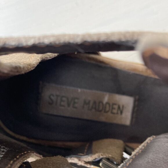 Steve Madden Cinch Suede Distressed Booties Size 8 - Picture 4 of 11